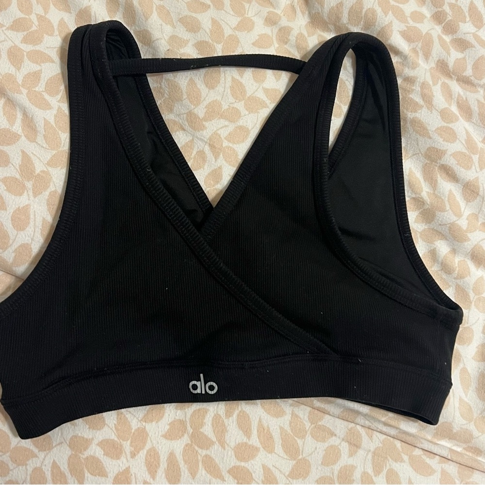 Alo Yoga Togetherness Sports Bra  black Women’s Size M